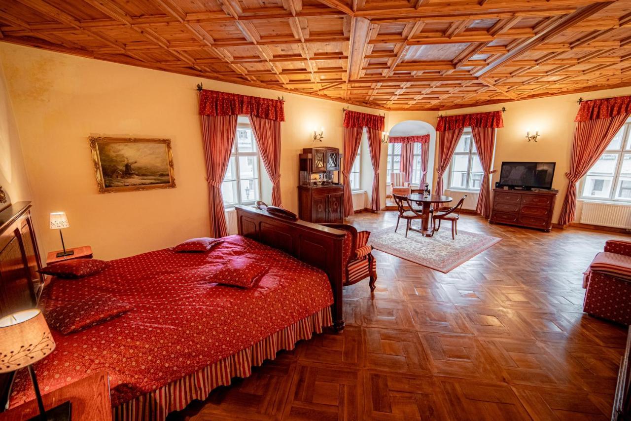 Penzion Cosmopolitan Ii. Banská Štiavnica Kültér fotó
