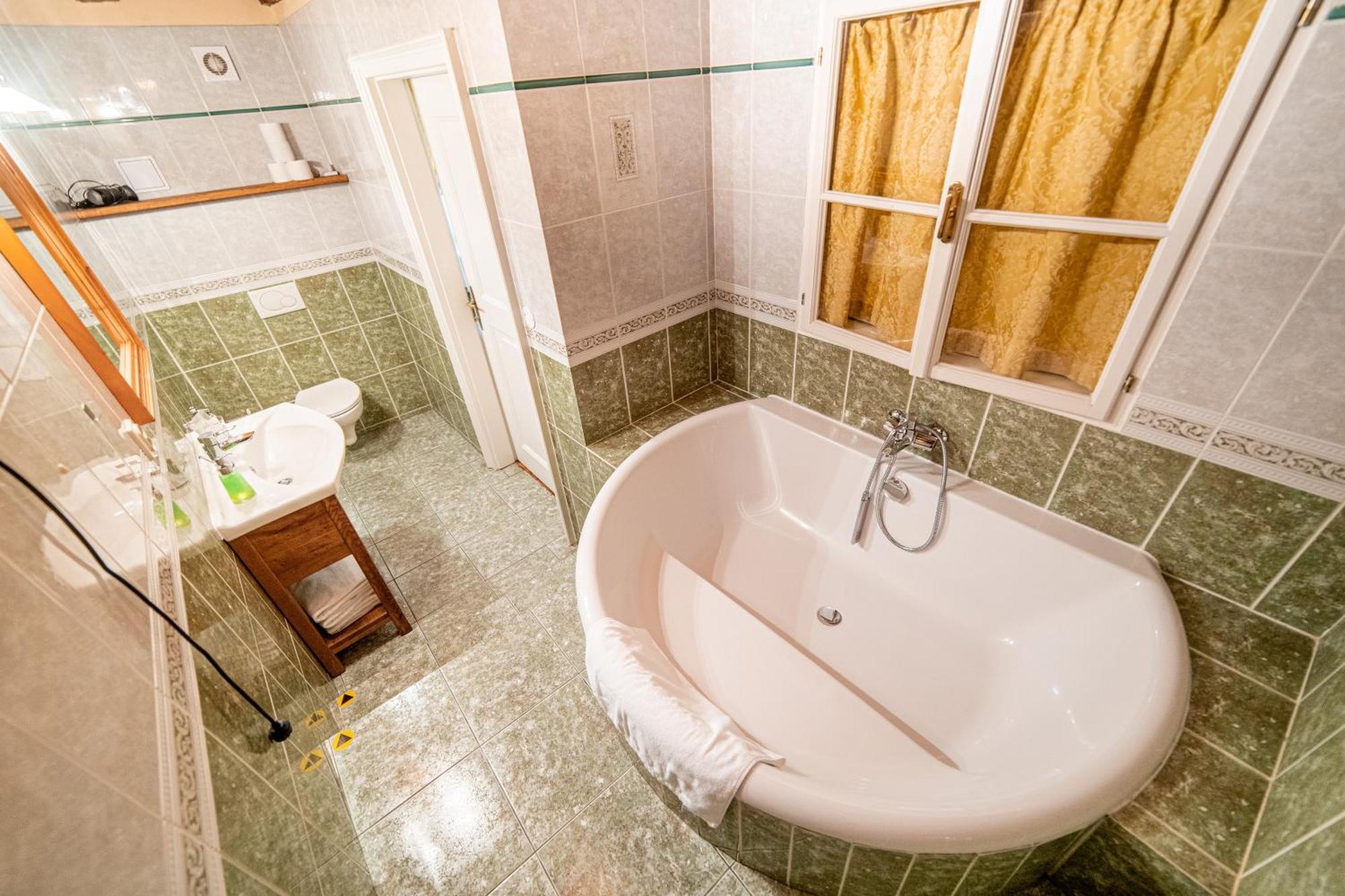 Penzion Cosmopolitan Ii. Banská Štiavnica Szoba fotó