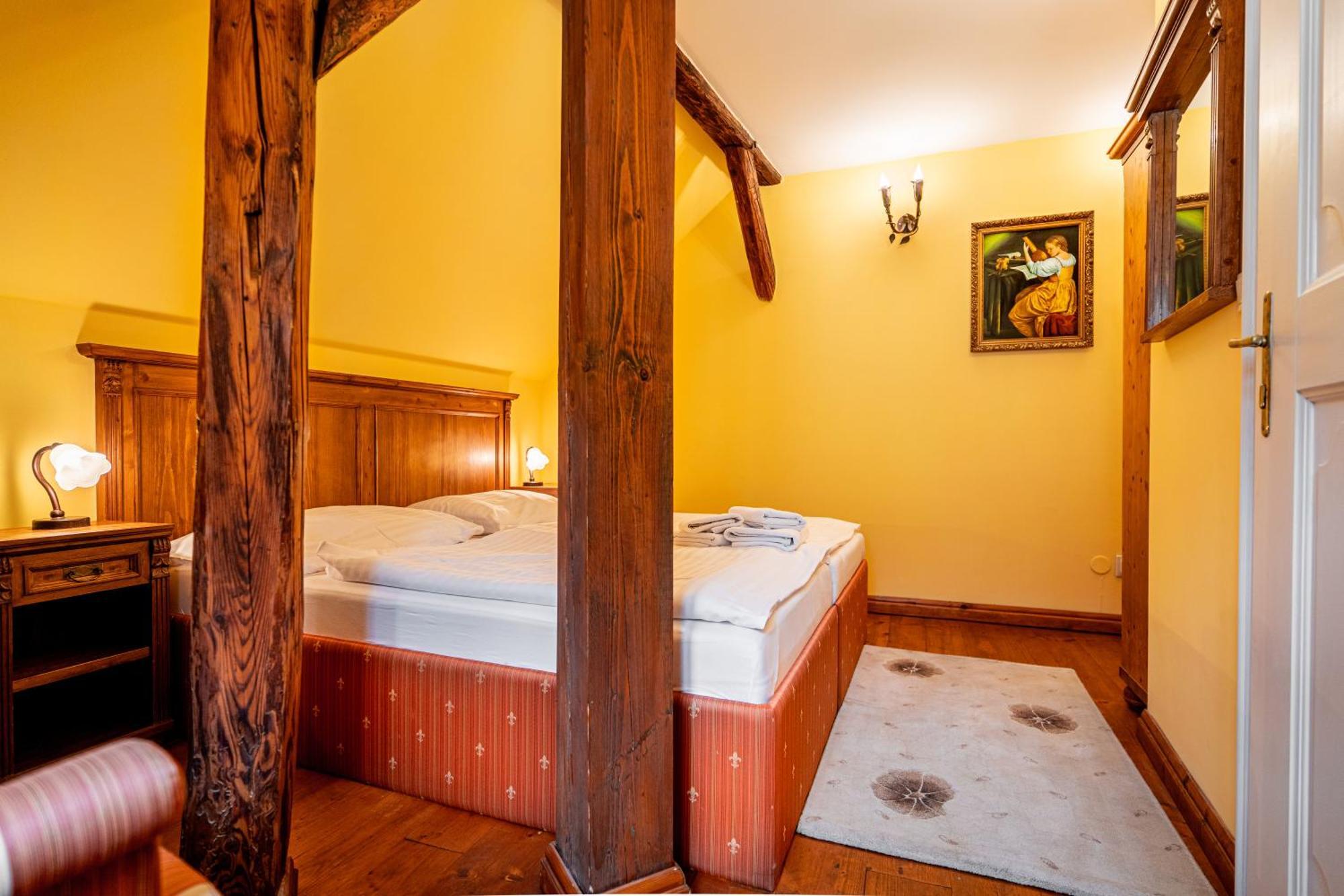 Penzion Cosmopolitan Ii. Banská Štiavnica Szoba fotó