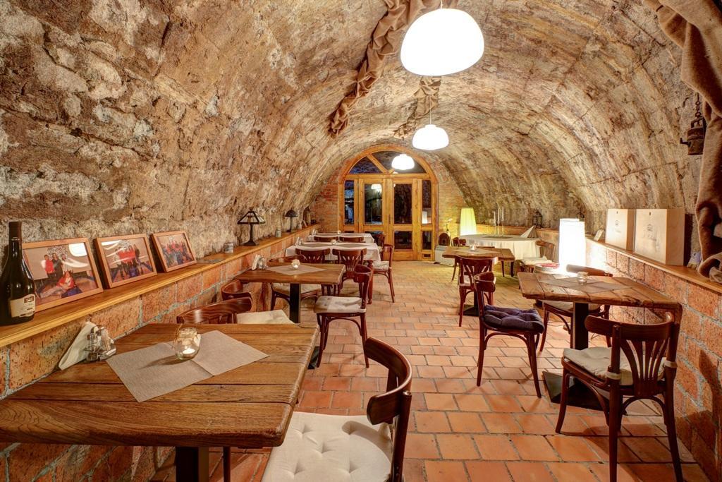 Penzion Cosmopolitan Ii. Banská Štiavnica Kültér fotó