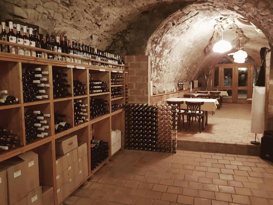 Penzion Cosmopolitan Ii. Banská Štiavnica Kültér fotó